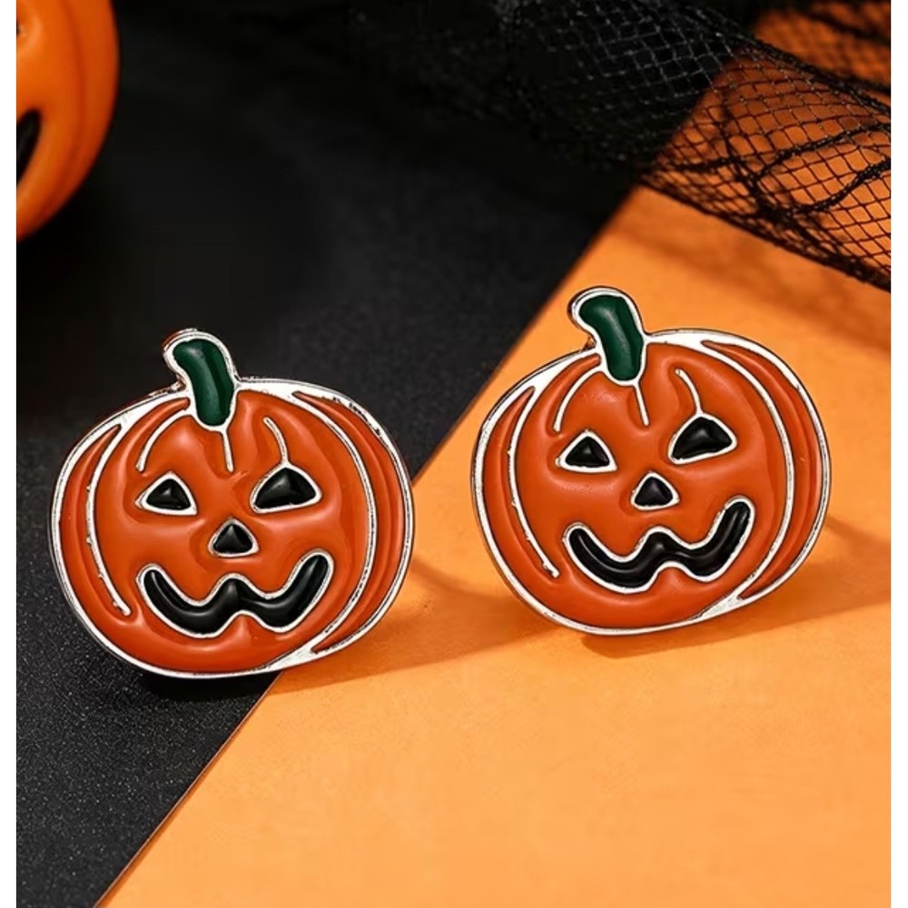 Halloween Jack-O-Lantern Pumpkin Enamel Stud Earrings Orange Silver Tone